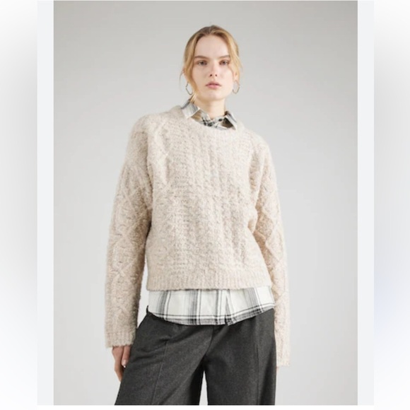 Topshop Textured Cream Sweater - Picture 1 of 7
